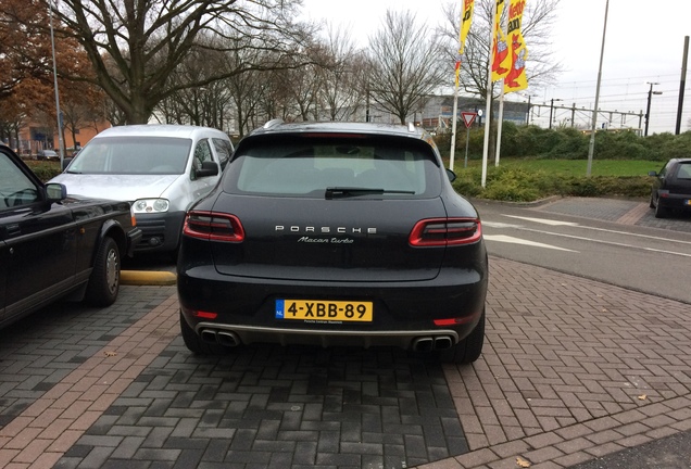 Porsche 95B Macan Turbo