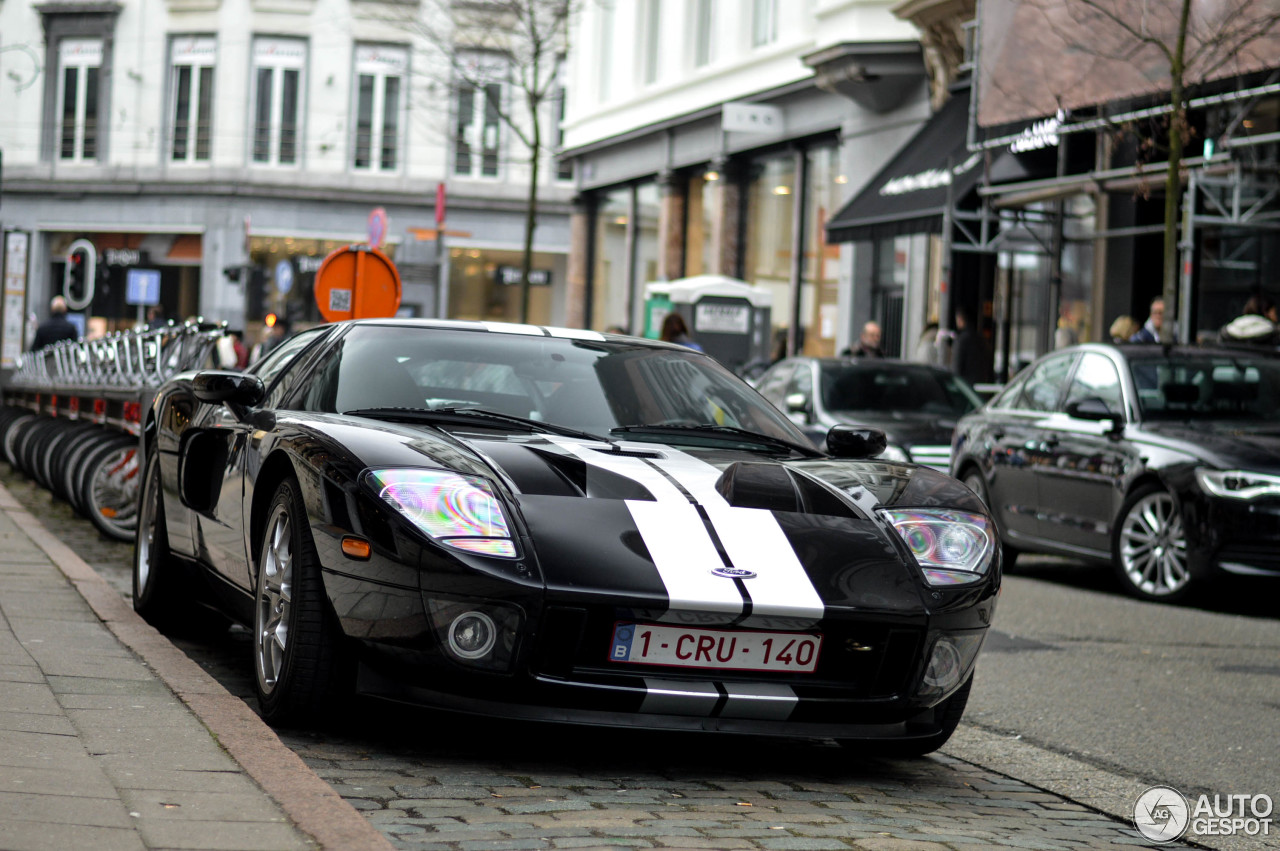 Ford GT