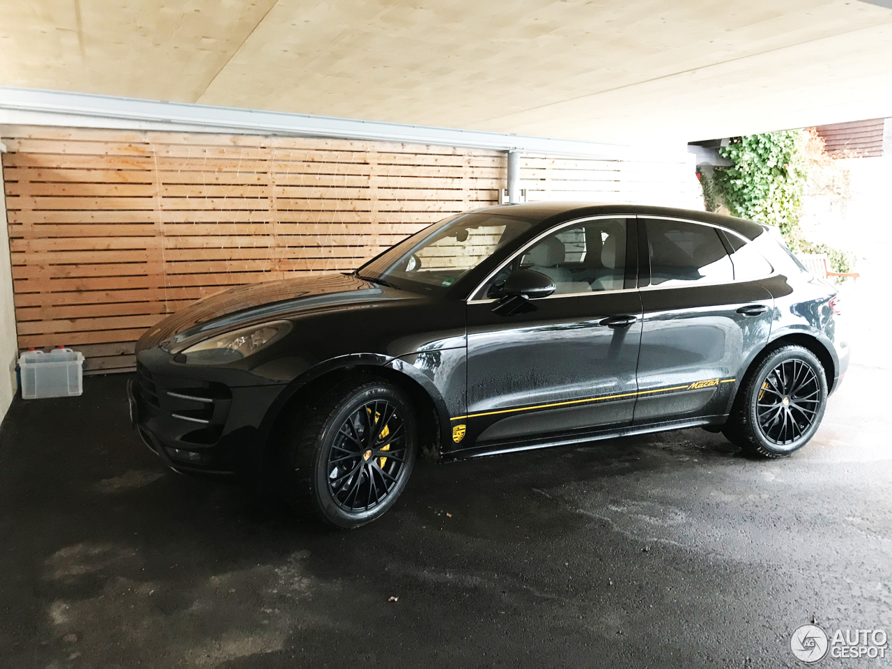 Porsche 95B Macan Turbo