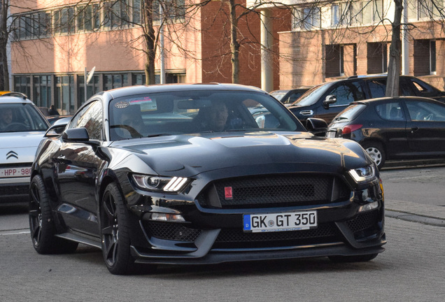 Ford Mustang Shelby GT350R 2015