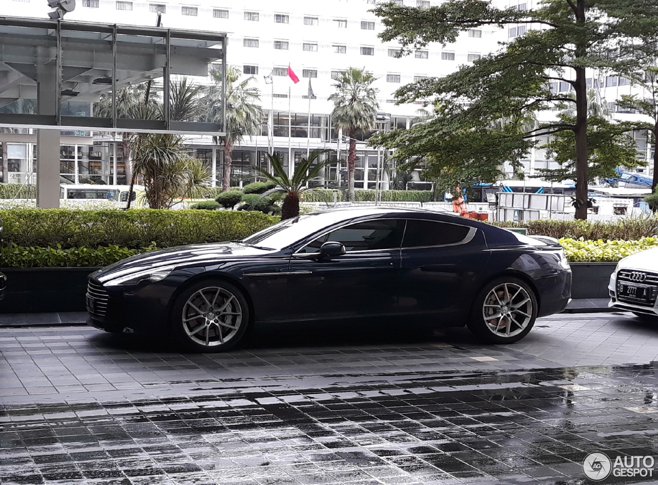 Aston Martin Rapide S