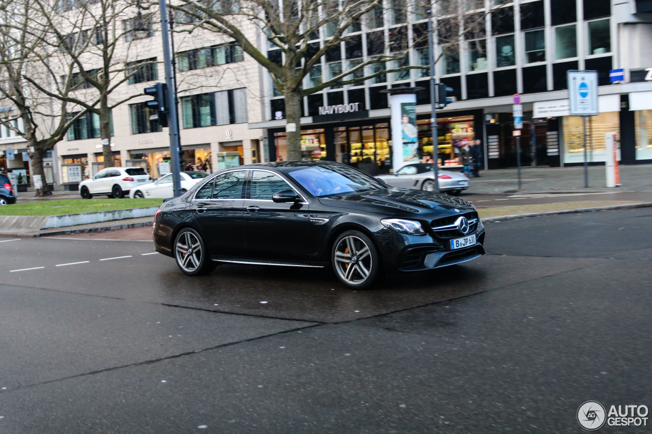 Mercedes-AMG E 63 S W213