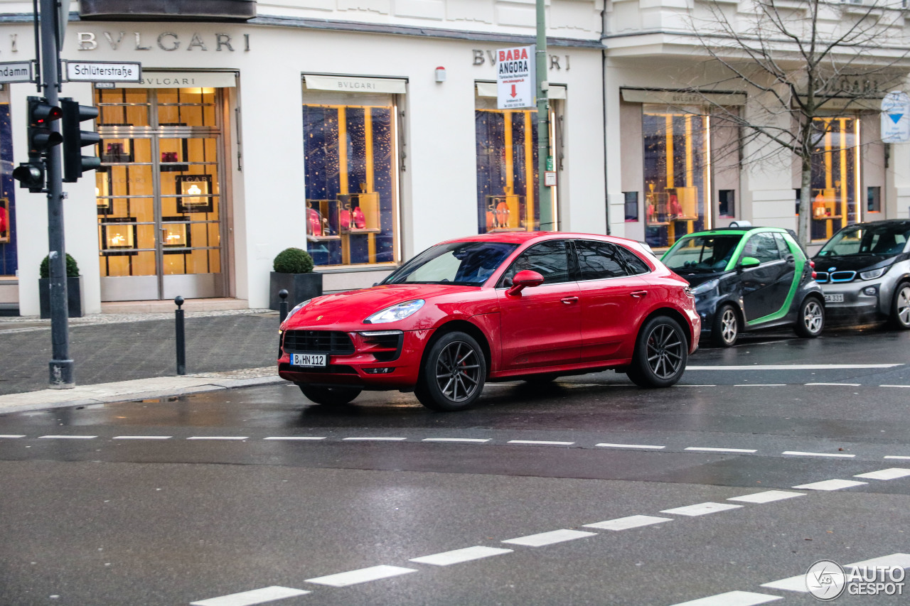 Porsche 95B Macan GTS