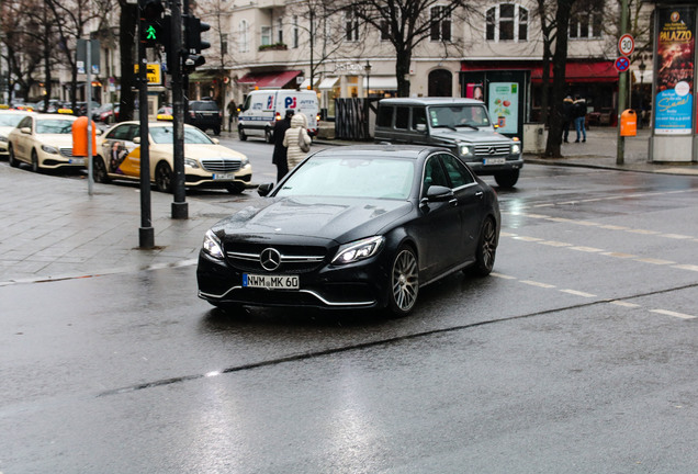 Mercedes-AMG C 63 S W205