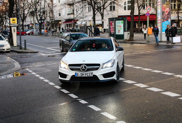 Mercedes-Benz CLA 45 AMG C117