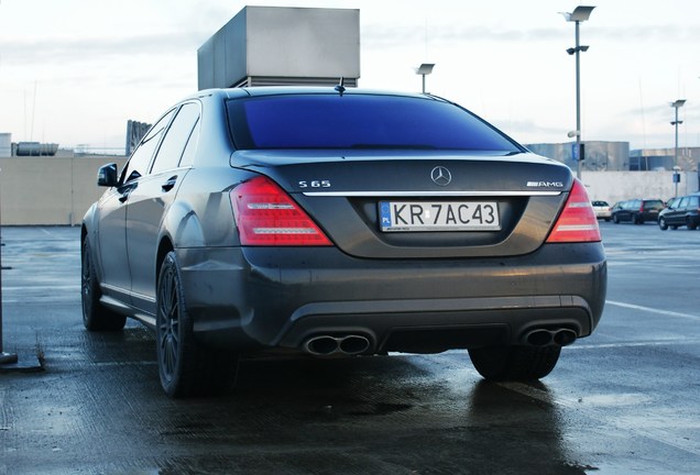 Mercedes-Benz S 65 AMG V221 2010