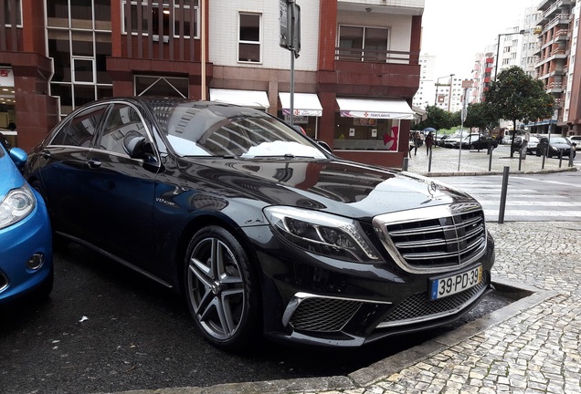 Mercedes-Benz S 65 AMG V222