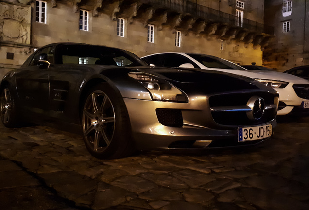 Mercedes-Benz SLS AMG