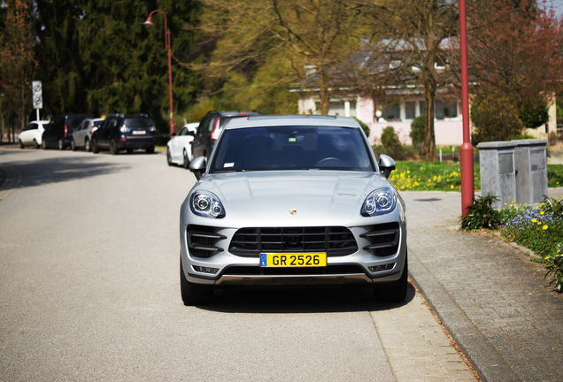 Porsche 95B Macan Turbo