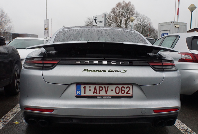 Porsche 971 Panamera Turbo S E-Hybrid