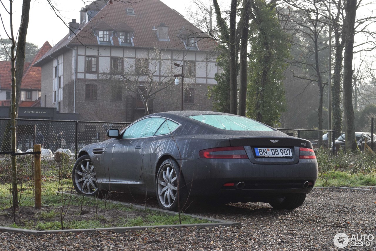 Aston Martin DB9