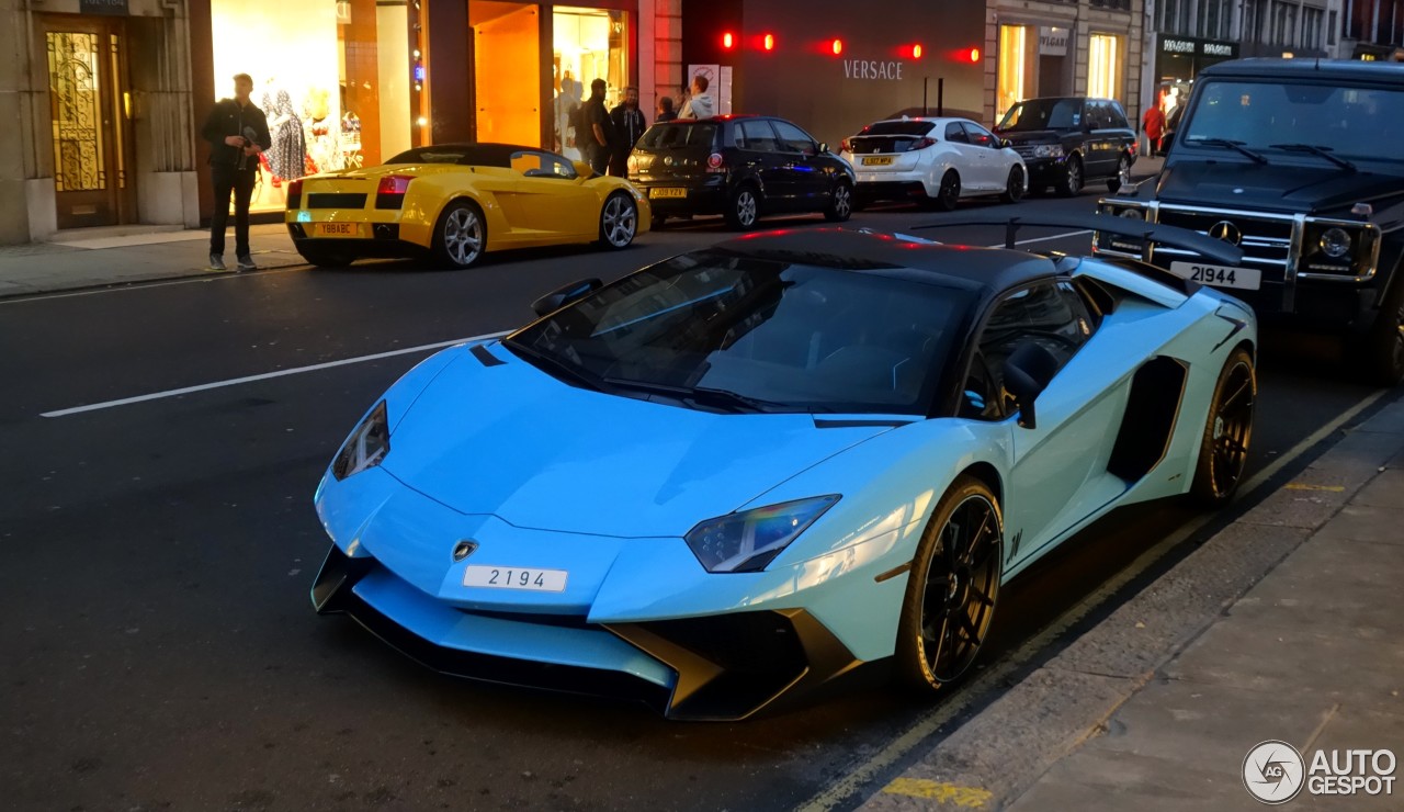 Lamborghini Aventador LP750-4 SuperVeloce Roadster