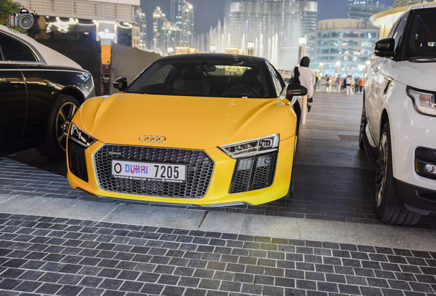 Audi R8 V10 Plus 2015