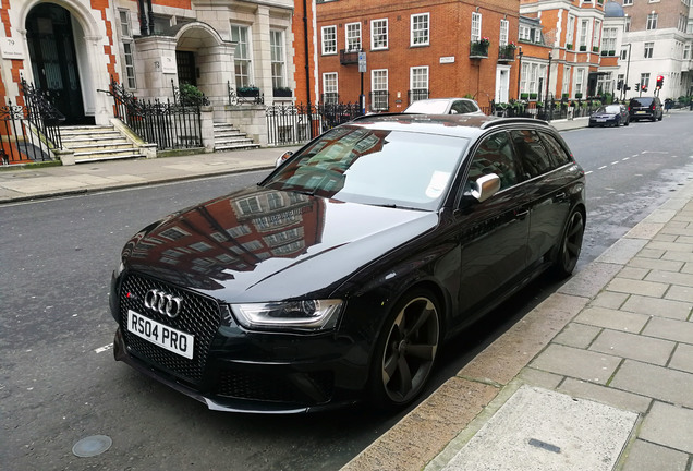 Audi RS4 Avant B8