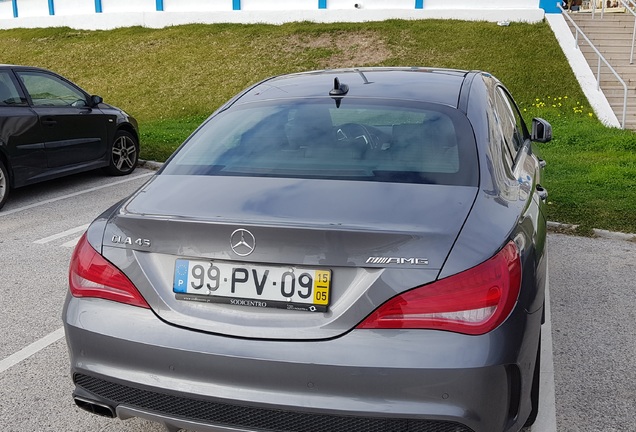 Mercedes-Benz CLA 45 AMG C117