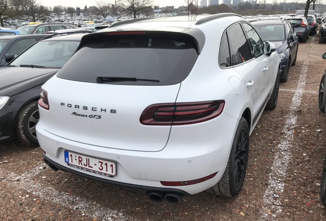 Porsche 95B Macan GTS