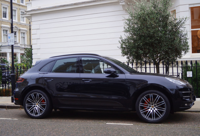 Porsche 95B Macan Turbo