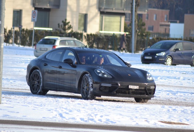 Porsche 971 Panamera Turbo