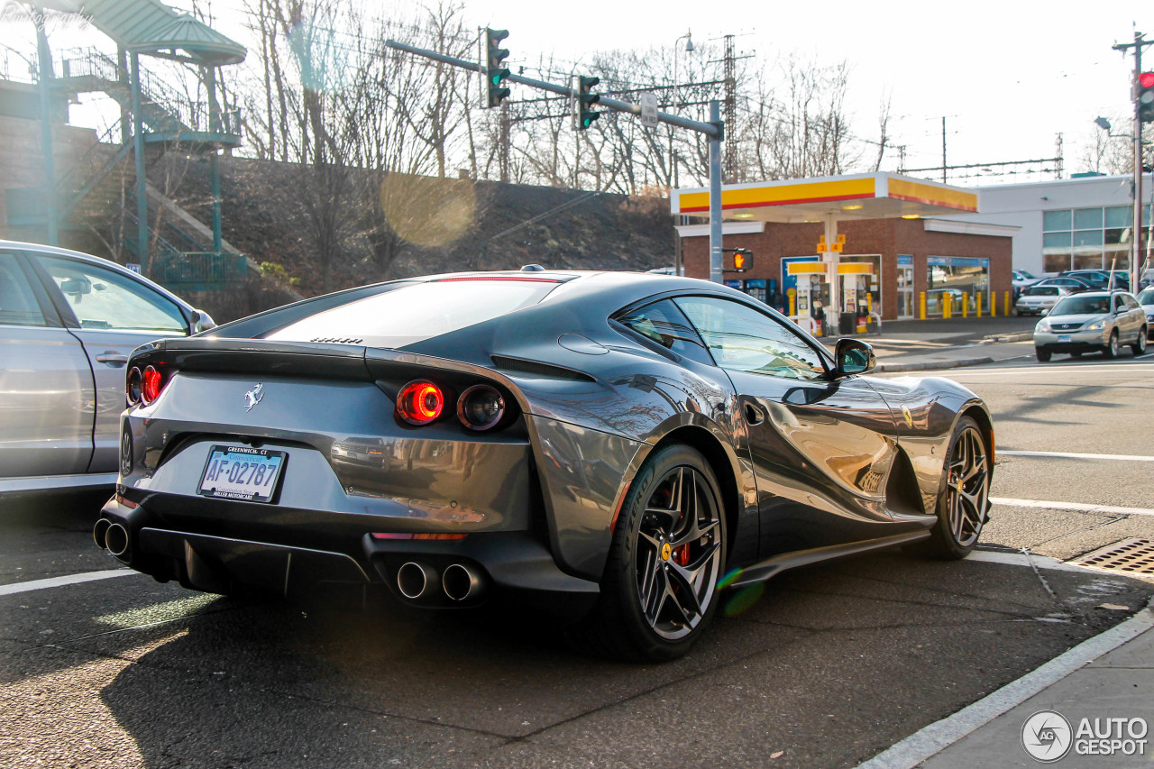 Ferrari 812 Superfast