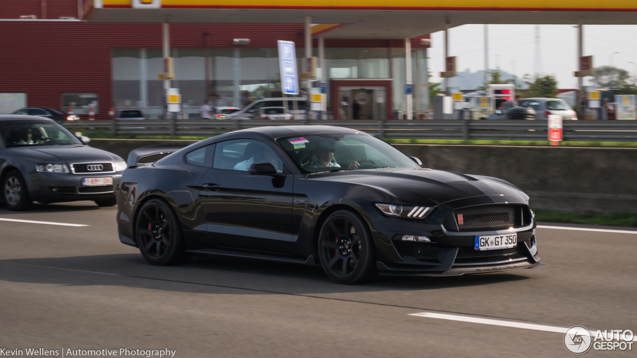 Ford Mustang Shelby GT350R 2015