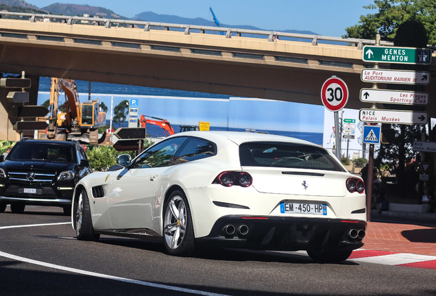 Ferrari GTC4Lusso