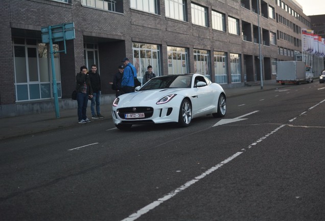 Jaguar F-TYPE S Coupé