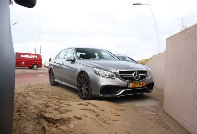 Mercedes-Benz E 63 AMG S W212