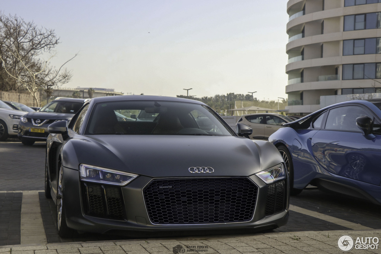 Audi R8 V10 2015