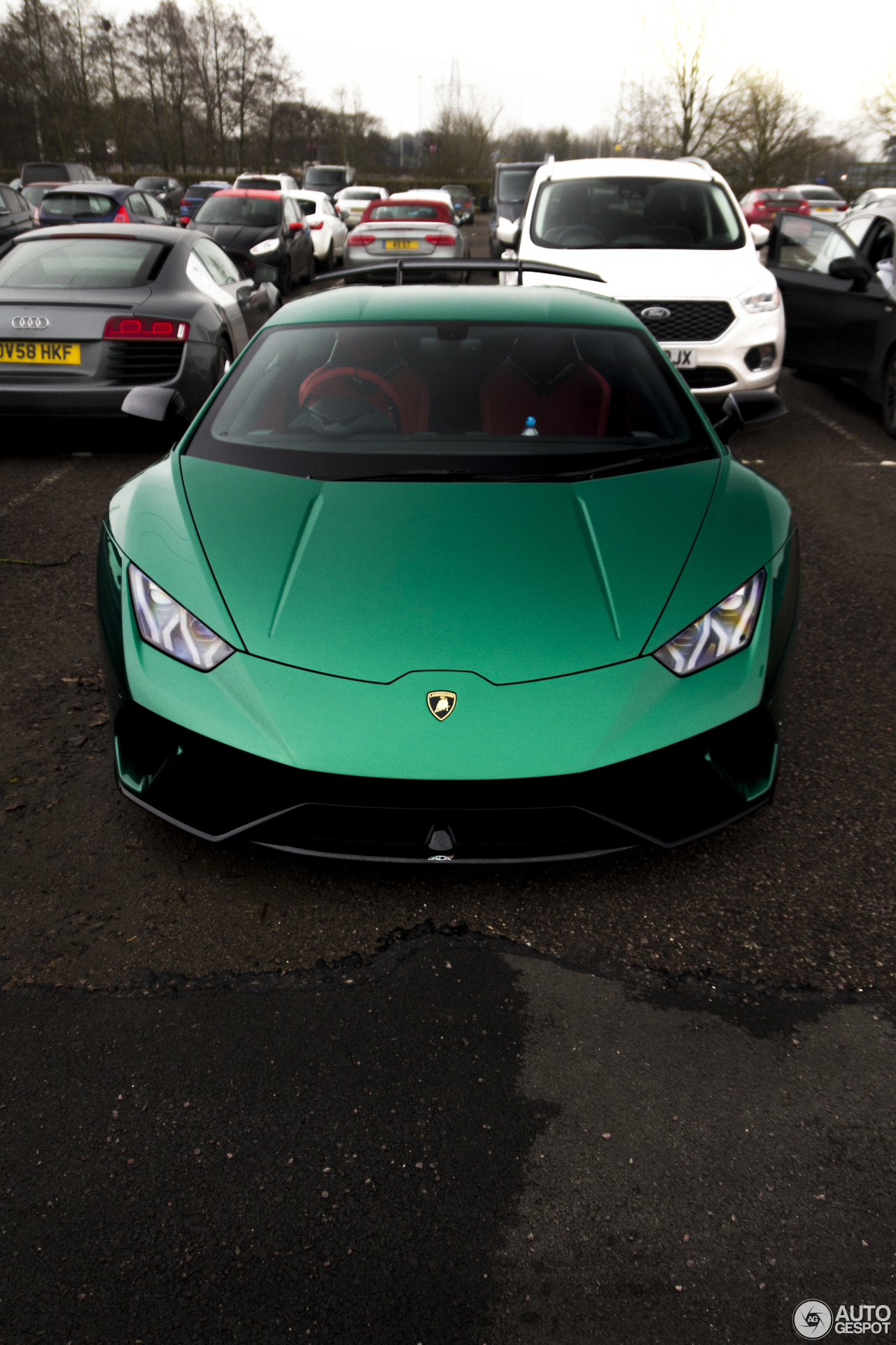 Lamborghini Huracán LP640-4 Performante