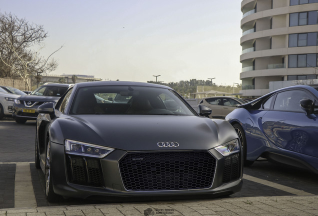 Audi R8 V10 2015