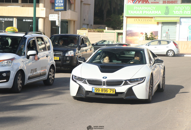 BMW i8