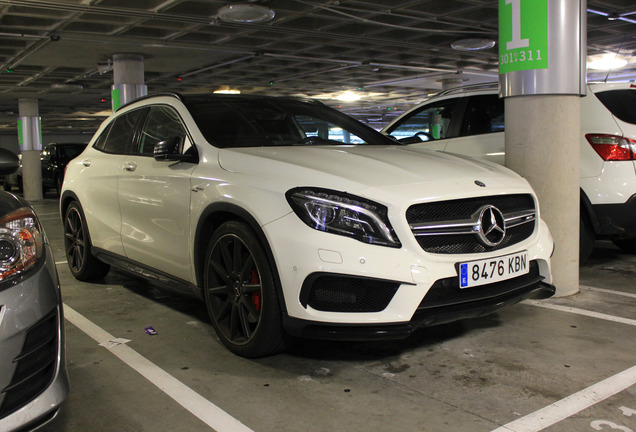 Mercedes-AMG GLA 45 X156