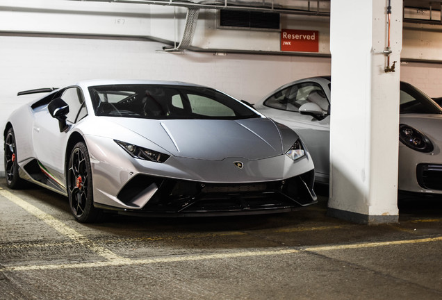 Lamborghini Huracán LP640-4 Performante