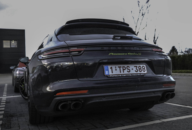 Porsche 971 Panamera Turbo S E-Hybrid Sport Turismo