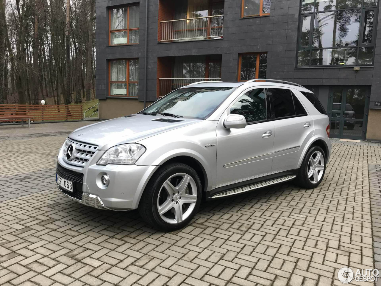 Mercedes-Benz ML 63 AMG W164 2009