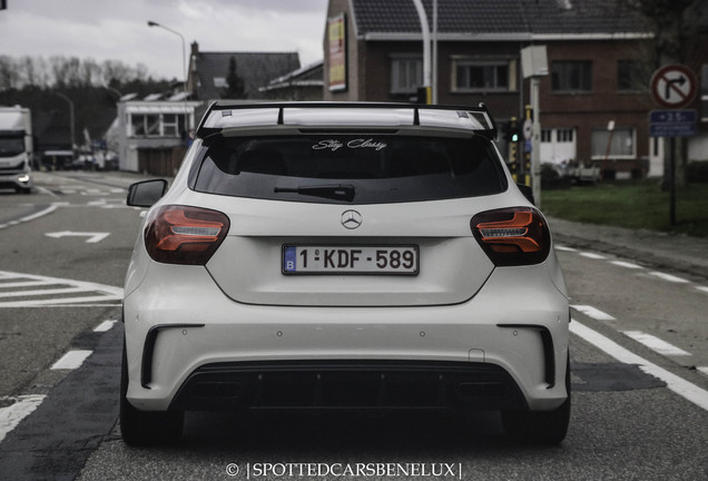 Mercedes-AMG A 45 W176 2015