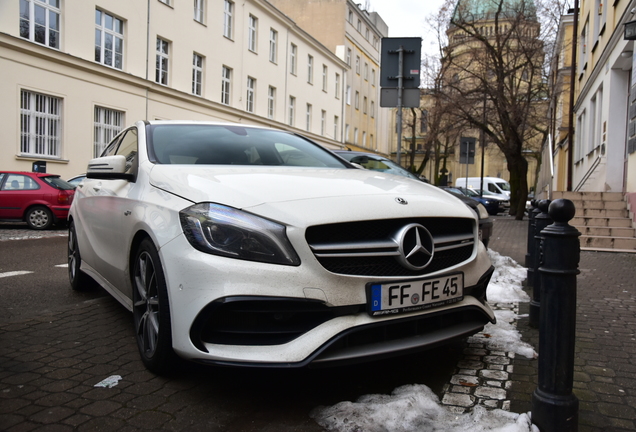 Mercedes-AMG A 45 W176 2015