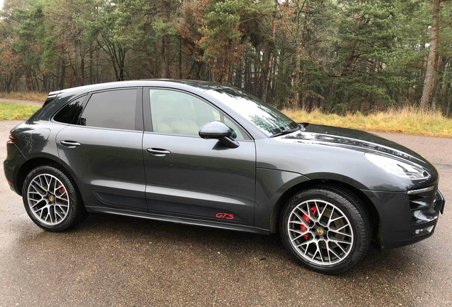 Porsche 95B Macan GTS