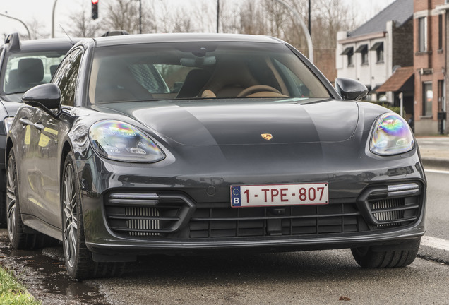 Porsche 971 Panamera Turbo S E-Hybrid