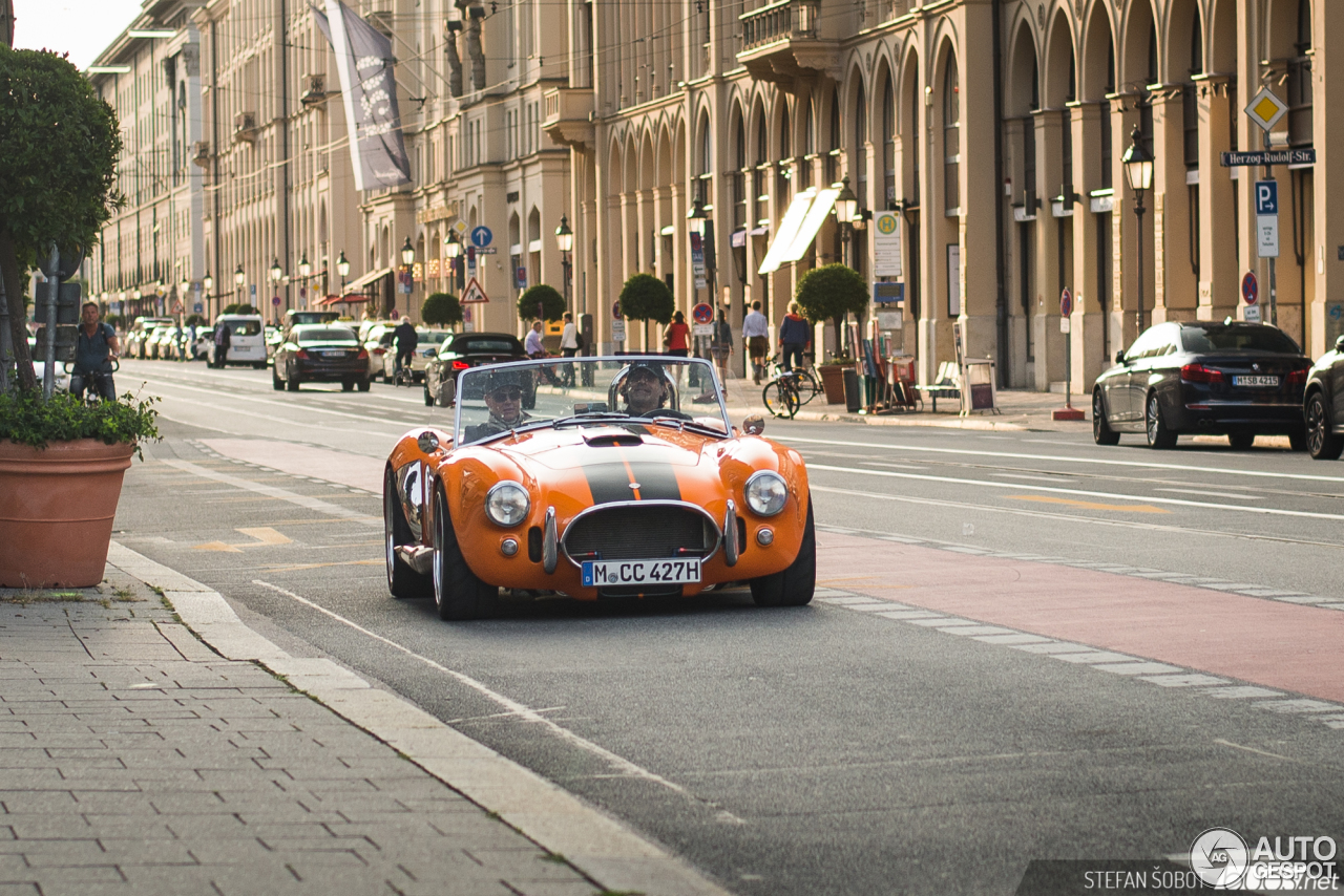 AC Cobra Superformance 427