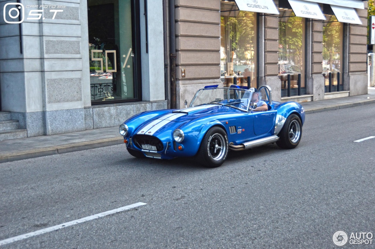 AC Cobra Superformance 427