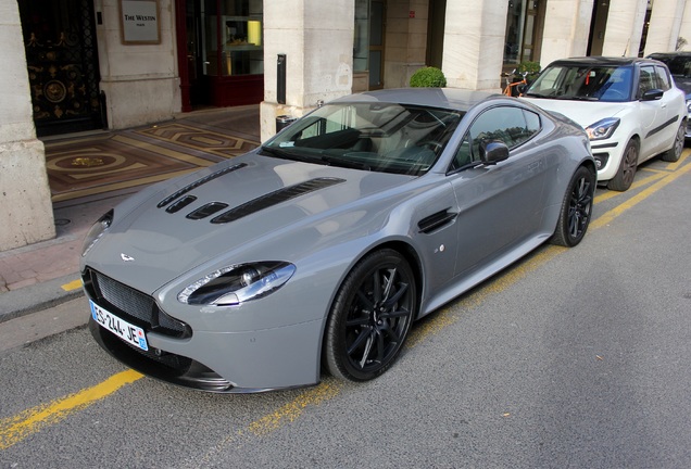Aston Martin V12 Vantage S