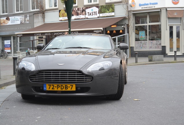 Aston Martin V8 Vantage