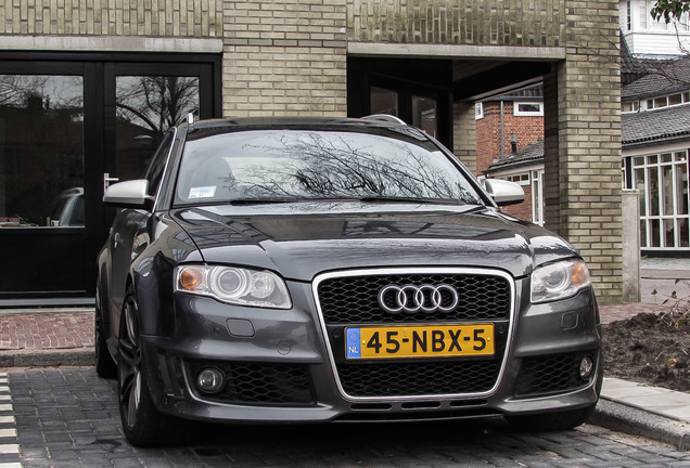 Audi RS4 Avant B7