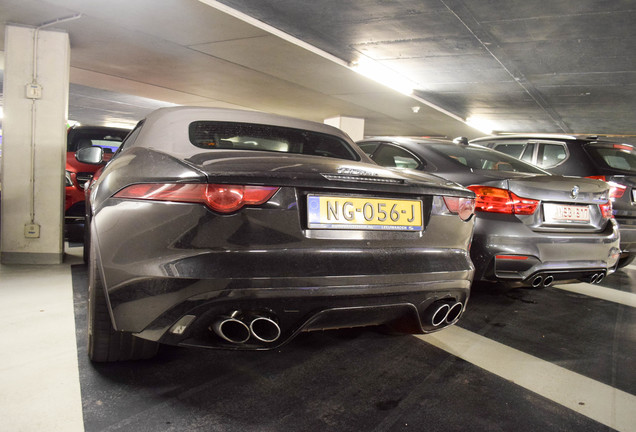 Jaguar F-TYPE R AWD Convertible