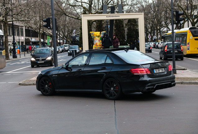 Mercedes-Benz E 63 AMG S W212