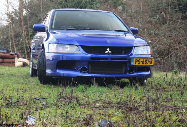 Mitsubishi Lancer Evolution IX GSR