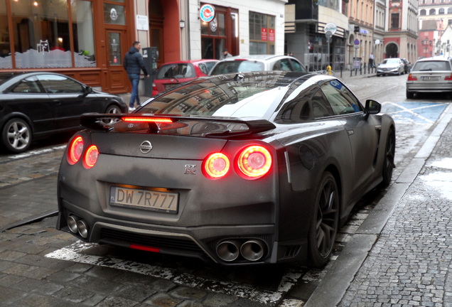 Nissan GT-R 2017