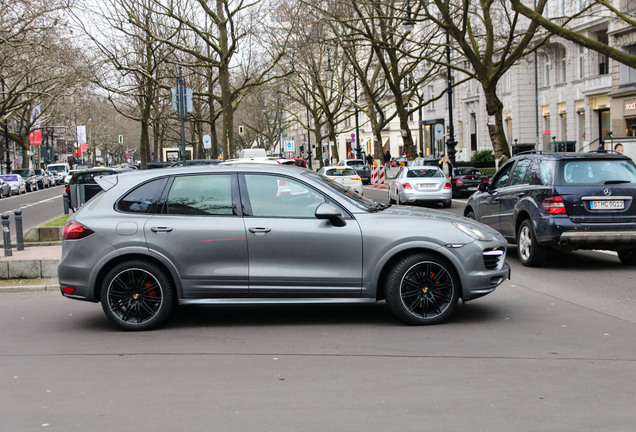 Porsche 958 Cayenne GTS