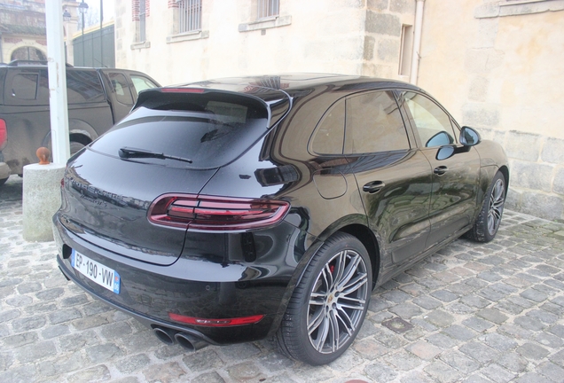 Porsche 95B Macan GTS